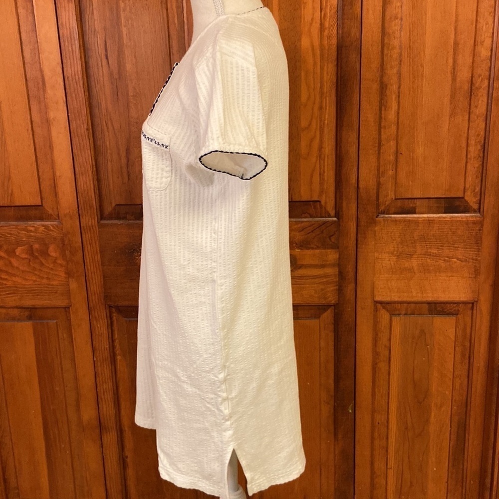 Talbots Intimates Shortsleeved Nightgown Loungewear 4 Button Down  Mild V-Neck - Picture 3 of 13